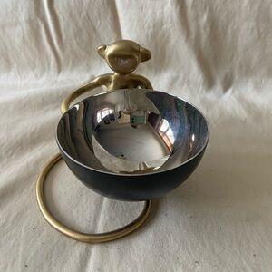 Gary the monkey bowl